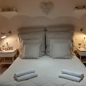 Bed & Breakfast Nicole House